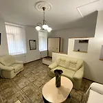 White On Center *