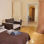 Apartment White On Center