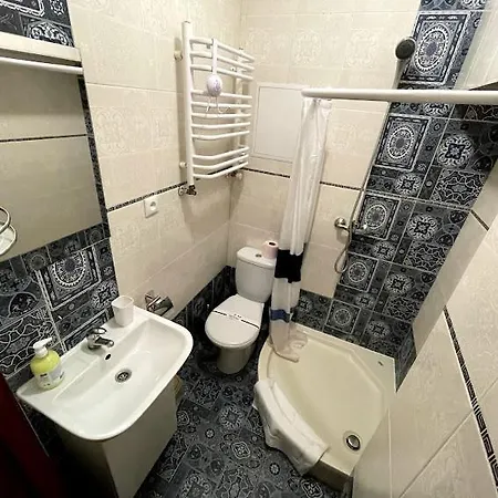 White On Center דירה *