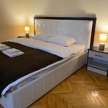 White On Center *