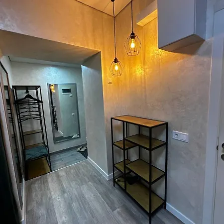 White On Center Apartamento Lviv