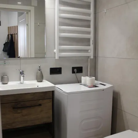White On Center Apartment
