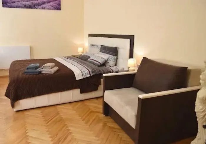 Appartamento White On Center