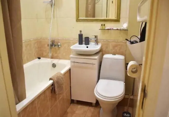 White On Center דירה