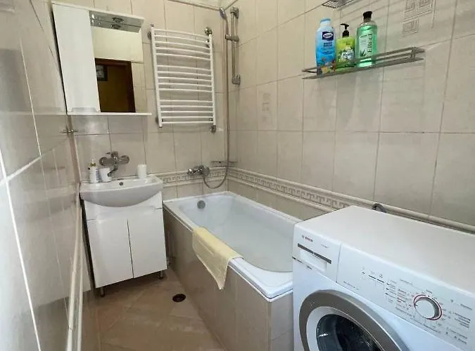 דירה White On Center לבוב