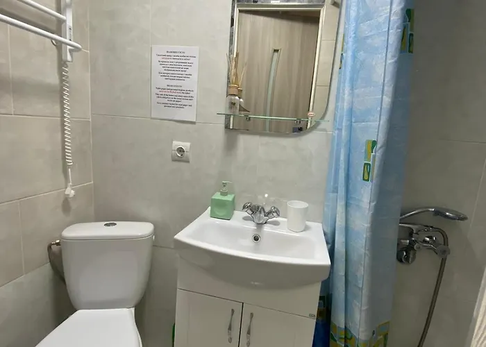 דירה White On Center *