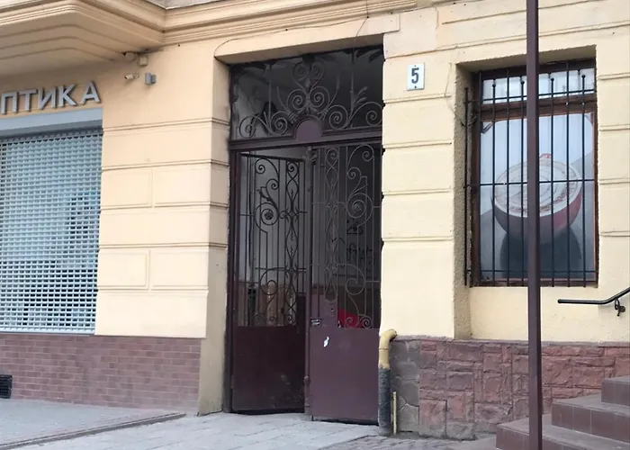 Apartment White On Center Lemberg